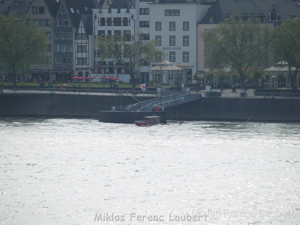 Uebungsfahrt Loeschboot und Ursula P06.JPG